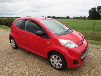 Used Peugeot 107 2011 for sale - 79616881: Photo