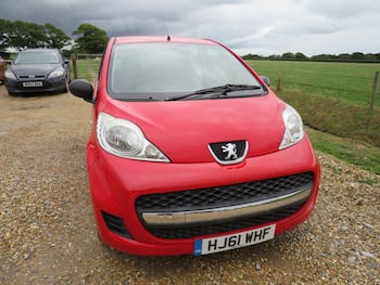 Used Peugeot 107 2011 for sale - 79616881: Photo
