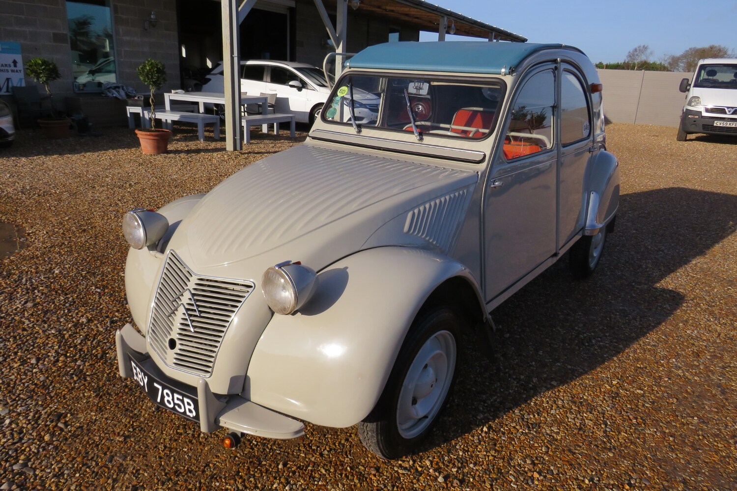 Used Citroen 2 CV 1964 for sale - 75077324: Photo 97