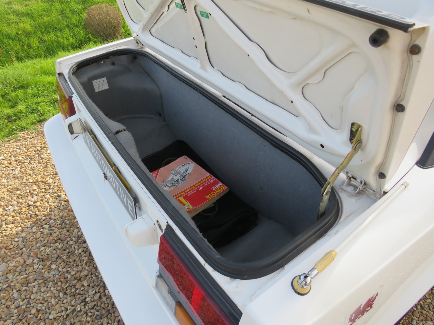 Used Toyota MR2 1990 for sale - 76011338: Photo 47