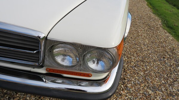 Used Mercedes-Benz 280 1984 for sale - 61301151: Photo 60