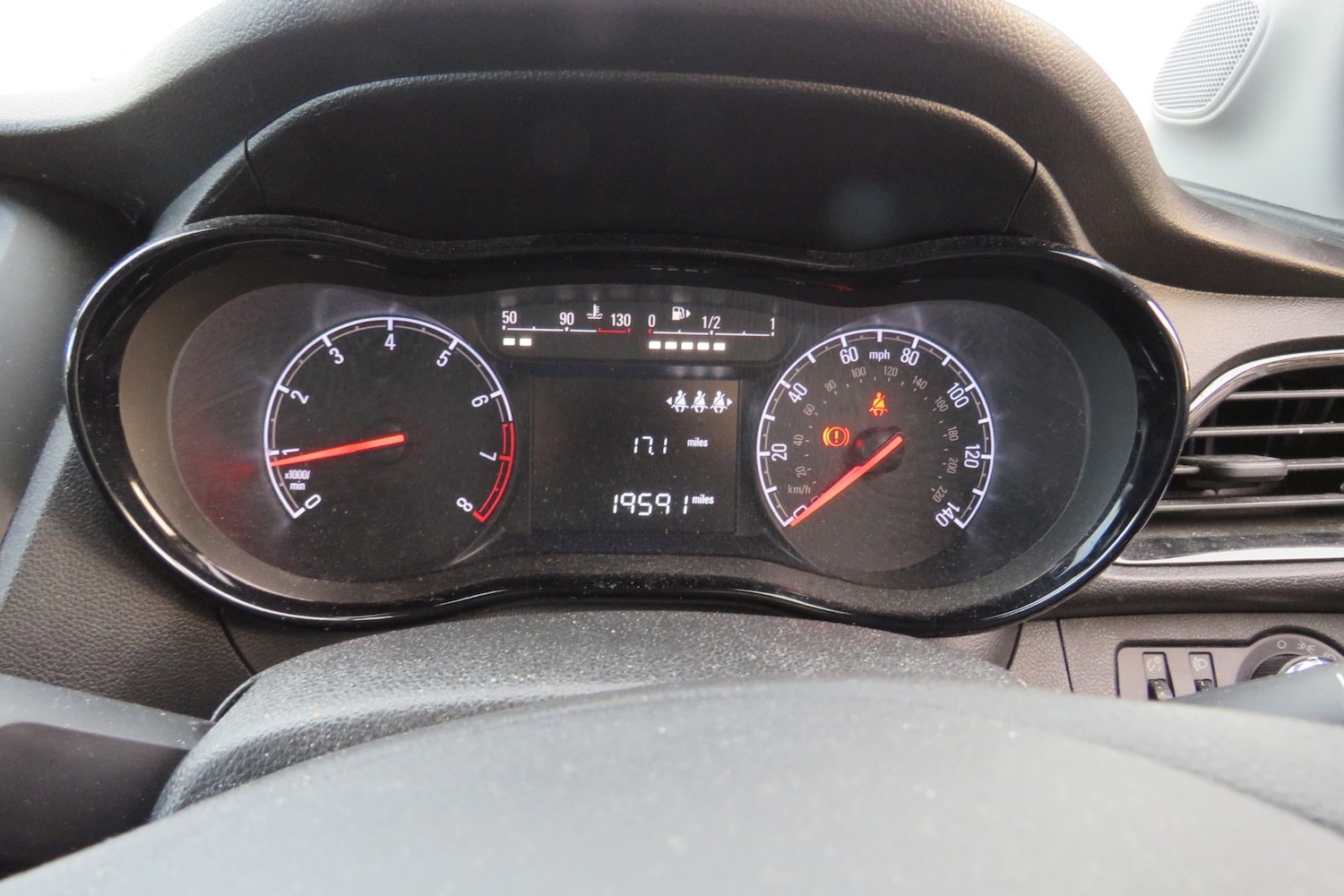 Used Vauxhall Viva 2018 for sale - 76958845: Photo 28