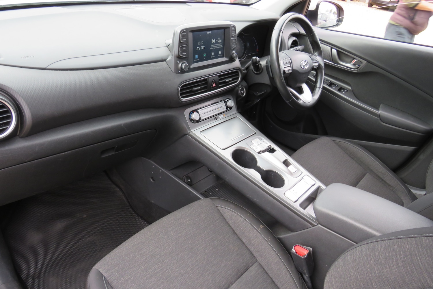 Used Hyundai KONA 2020 for sale - 77404818: Photo 41