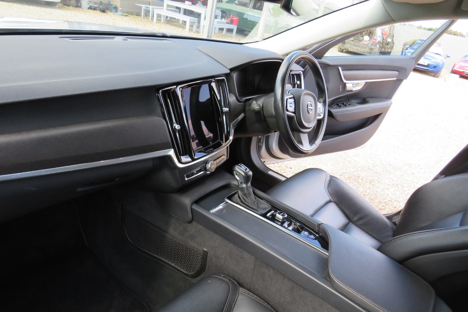 Used Volvo V90 2017 for sale - 78054442: Photo 43