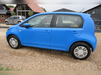 Used Volkswagen up! 2014 for sale - 78882882: Photo