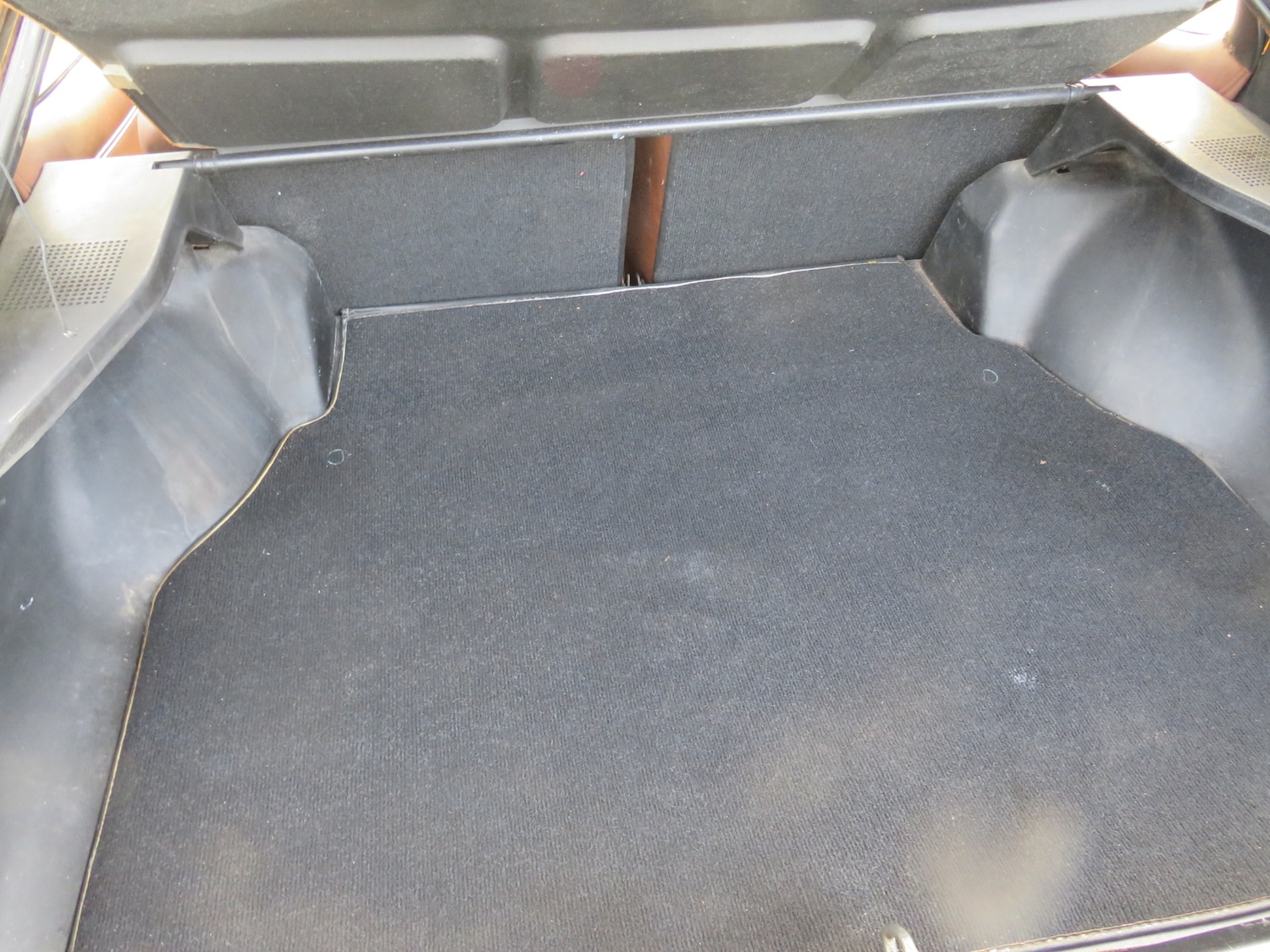 Used Ford Capri 1979 for sale - 75997515: Photo 15