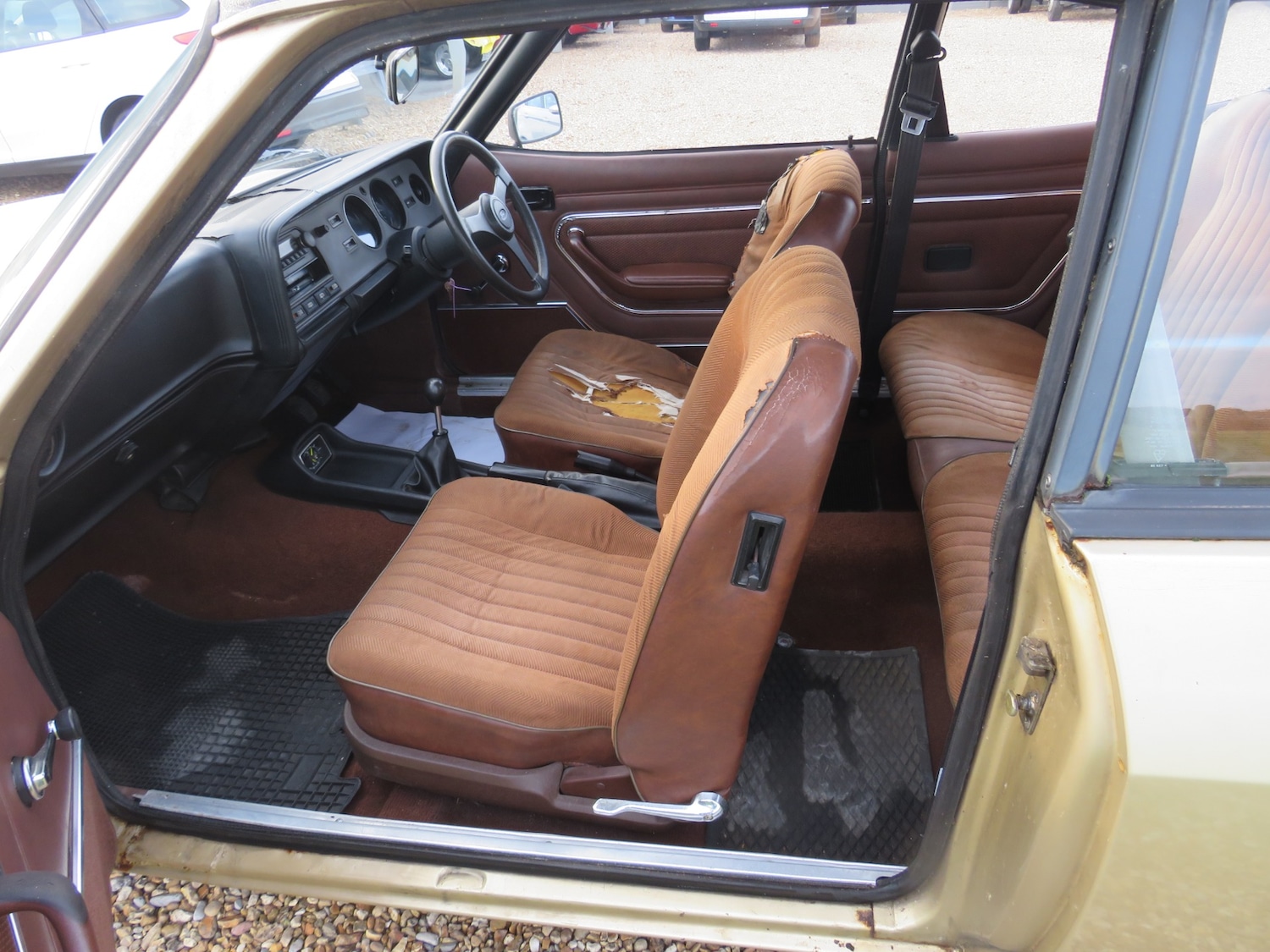 Used Ford Capri 1979 for sale - 75997515: Photo 17