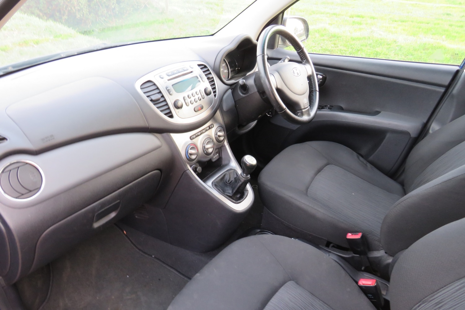Used Hyundai i10 2012 for sale - 76436593: Photo 5