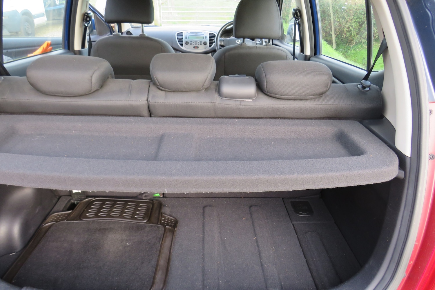 Used Hyundai i10 2012 for sale - 76436593: Photo 9