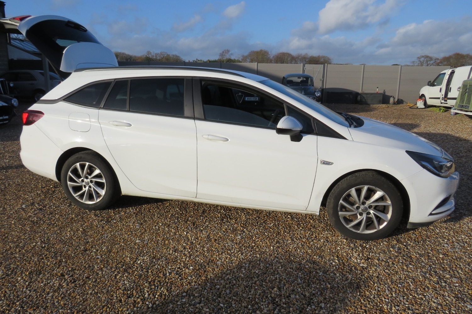 Used Vauxhall Astra 2019 for sale - 76895642: Photo 12