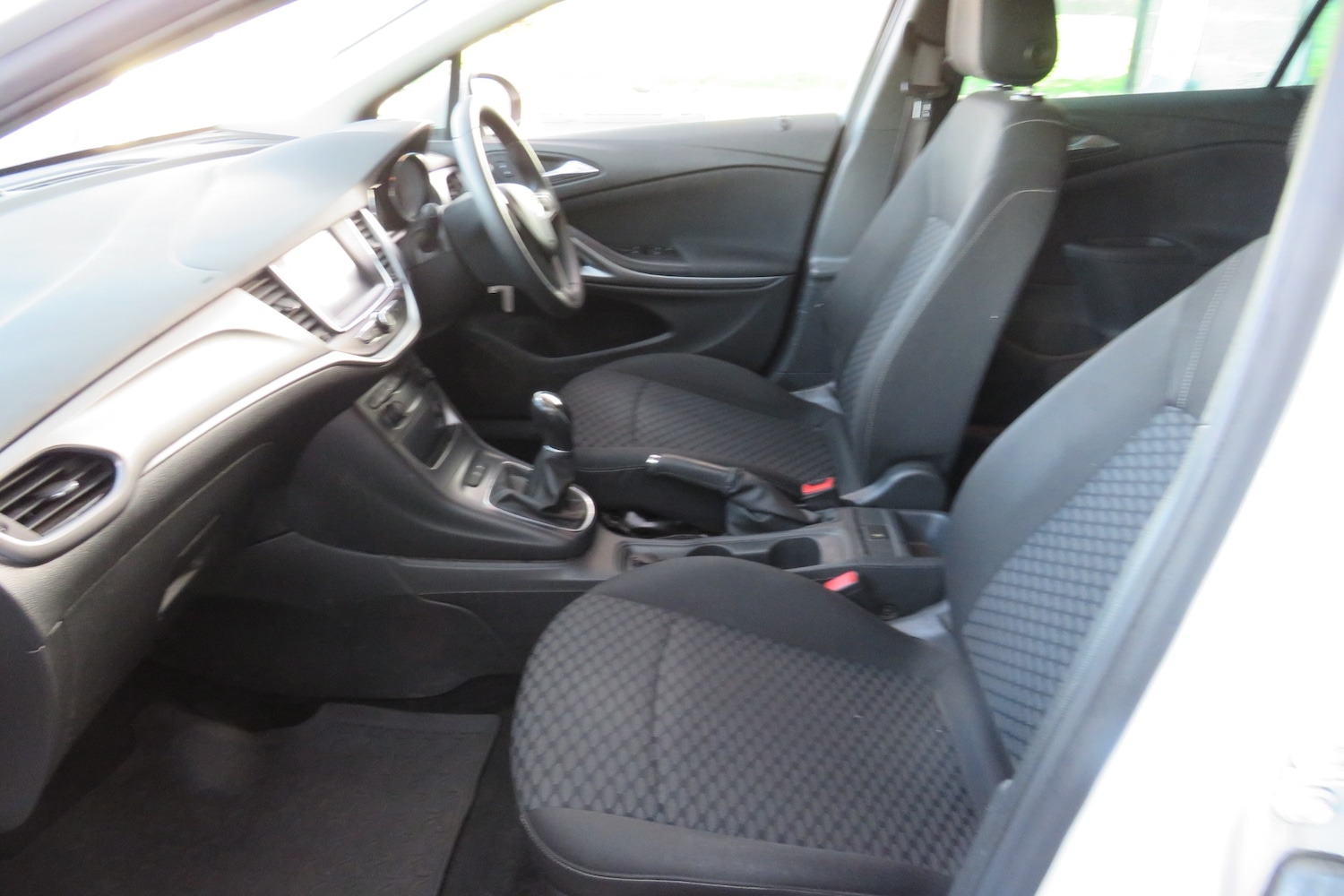 Used Vauxhall Astra 2019 for sale - 76895642: Photo 6