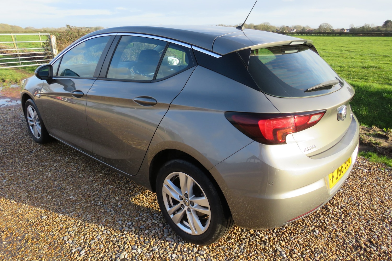 Used Vauxhall Astra 2016 for sale - 73581850: Photo 38