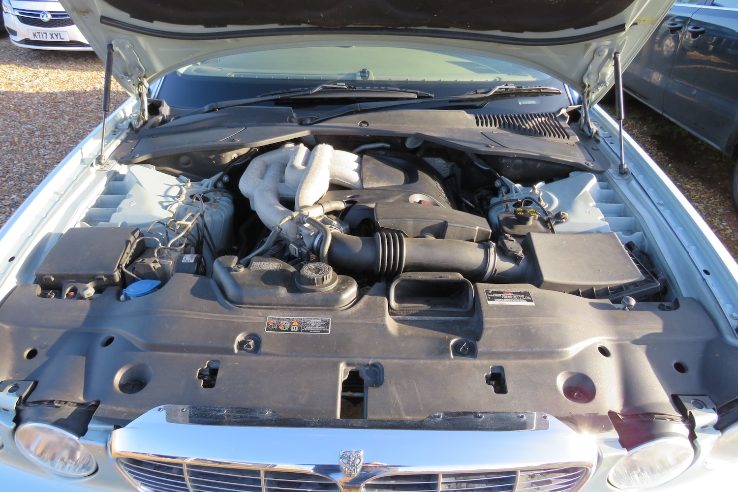 Used Jaguar XJ 2003 for sale - 76963787: Photo 3