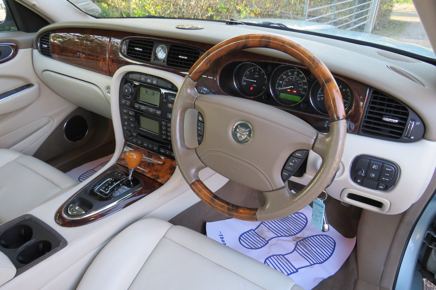 Used Jaguar XJ 2003 for sale - 76963787: Photo 40