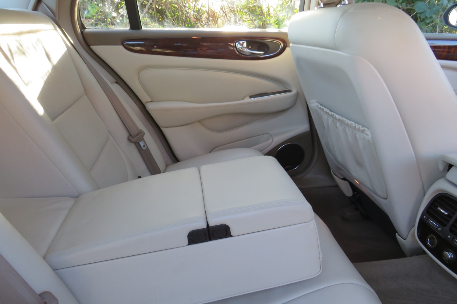 Used Jaguar XJ 2003 for sale - 76963787: Photo 50
