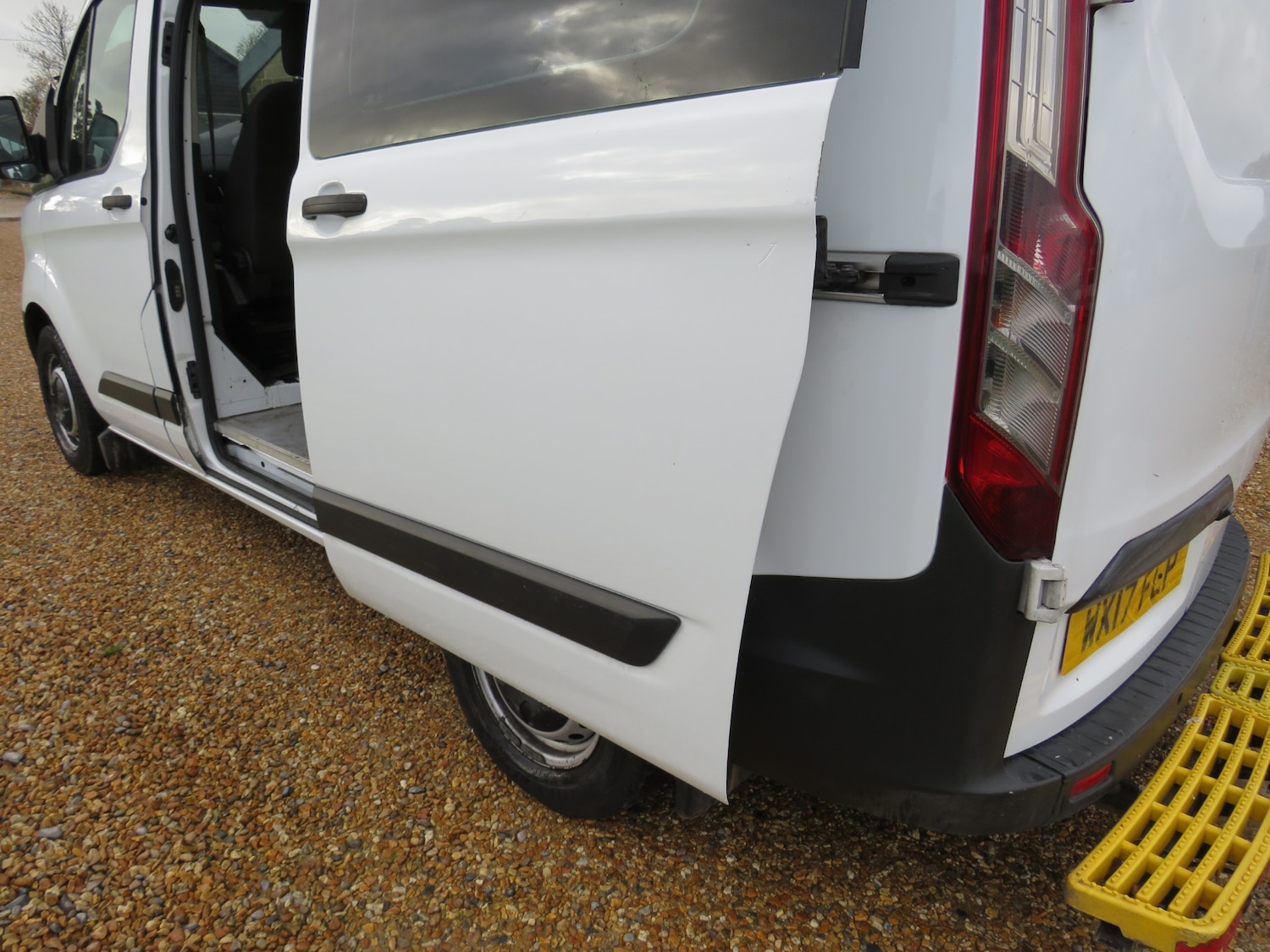 Used Ford Transit Custom 2017 for sale - 76427838: Photo 18