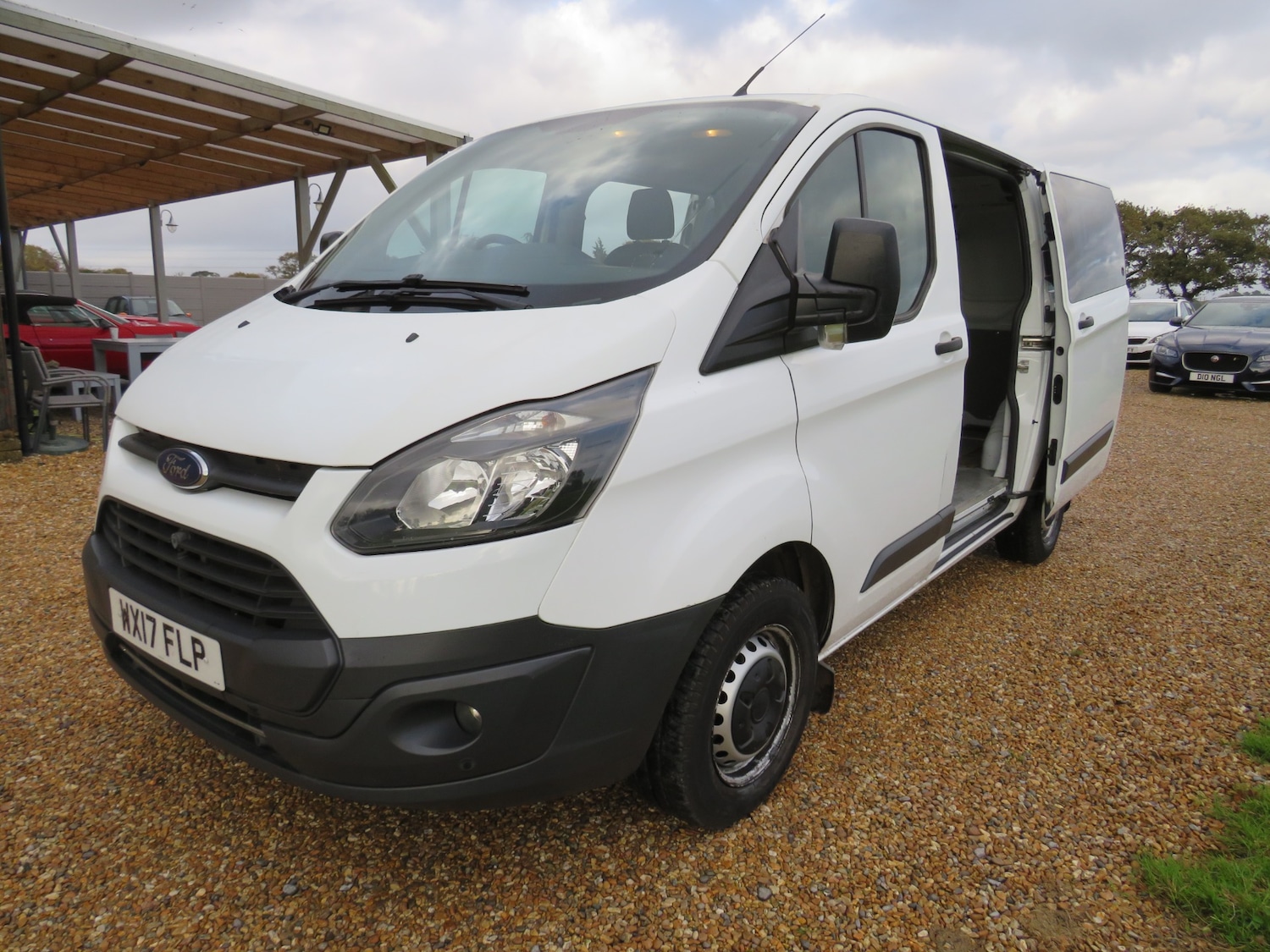 Used Ford Transit Custom 2017 for sale - 76427838: Photo 26