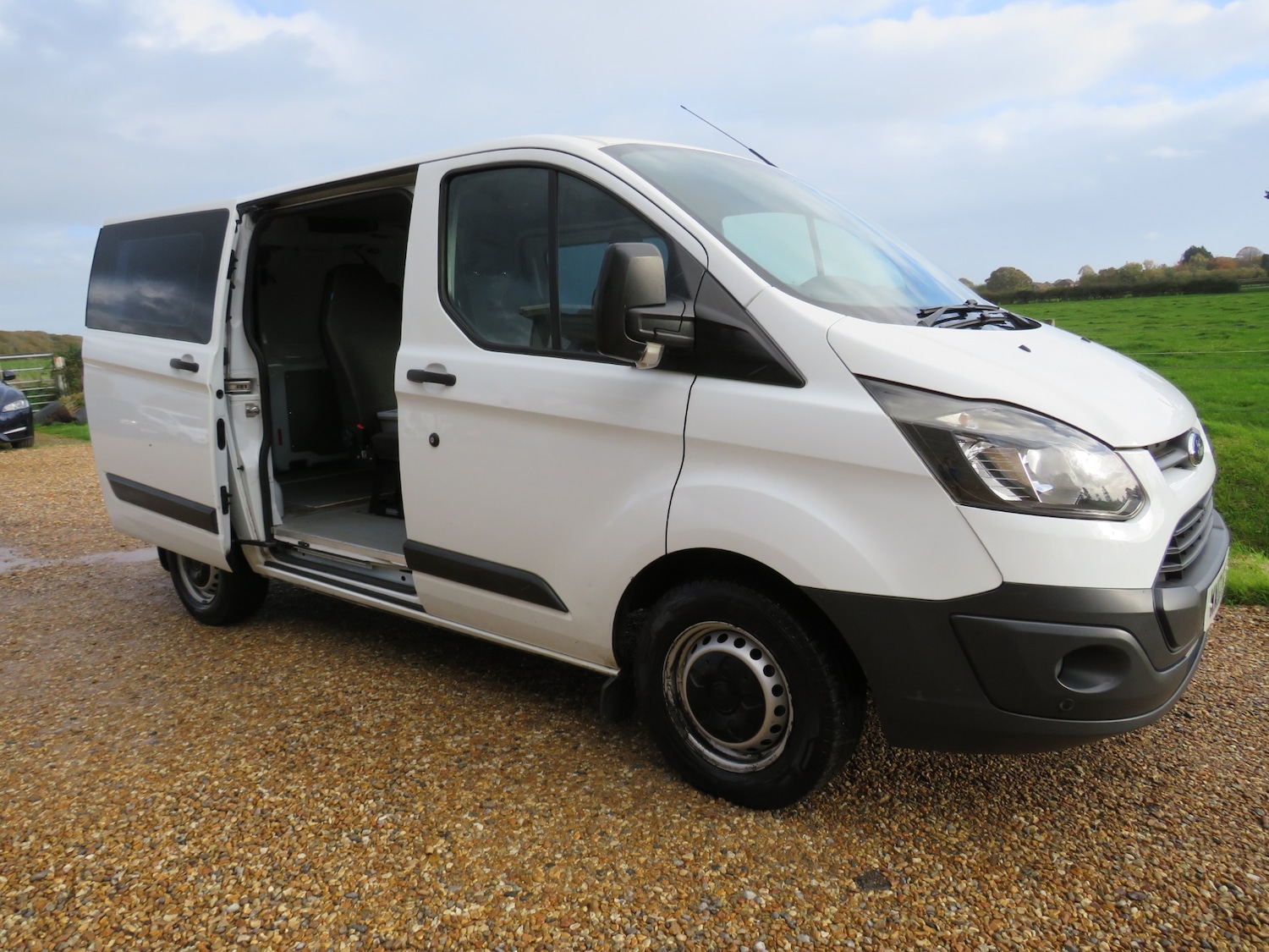 Used Ford Transit Custom 2017 for sale - 76427838: Photo 32