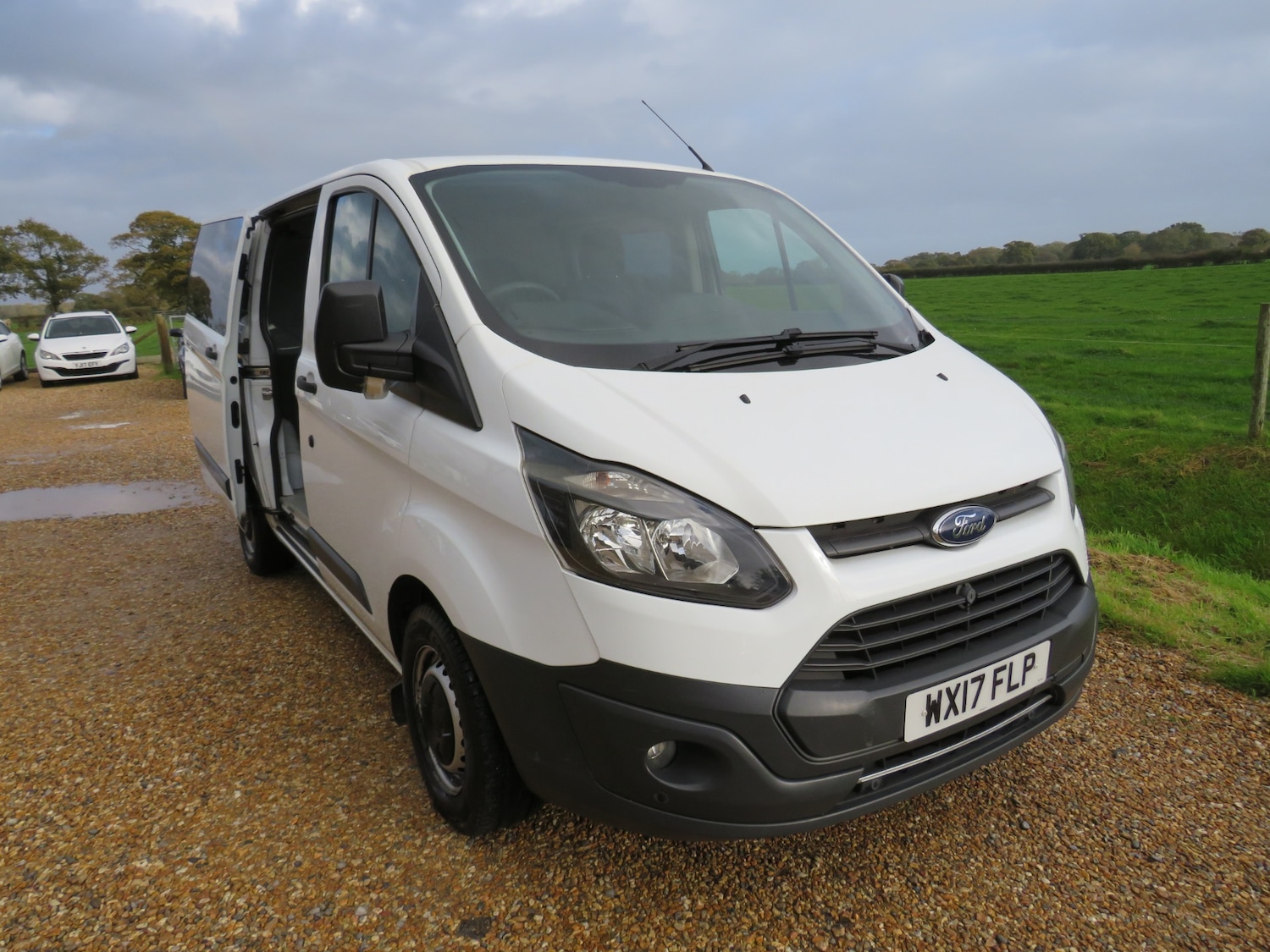 Used Ford Transit Custom 2017 for sale - 76427838: Photo 33