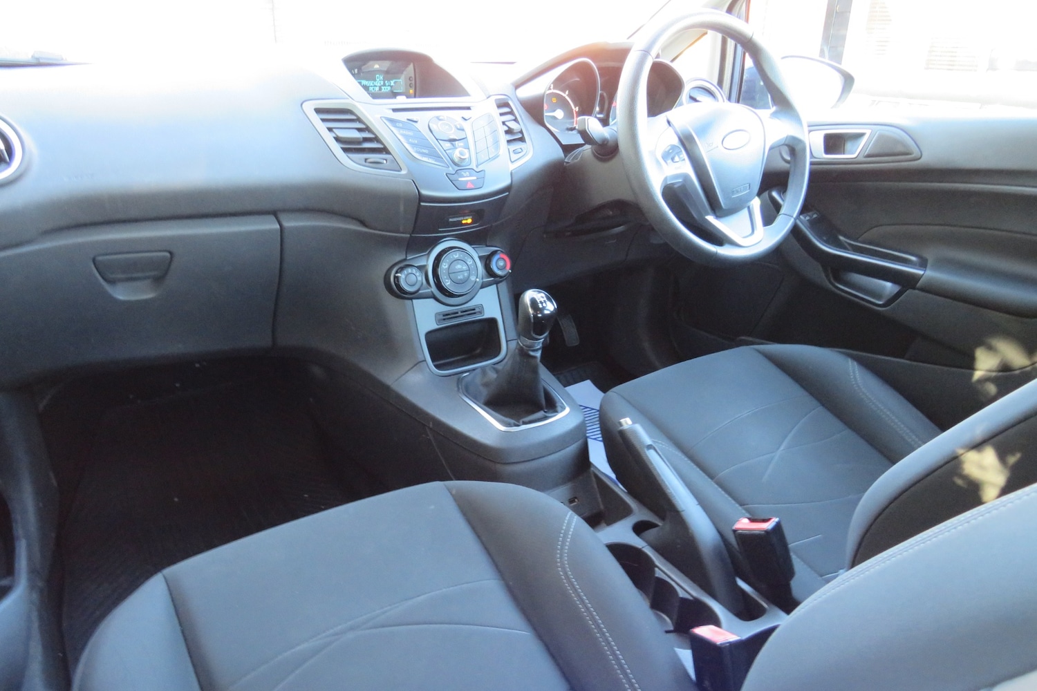 Used Ford Fiesta 2015 for sale - 76663848: Photo 36