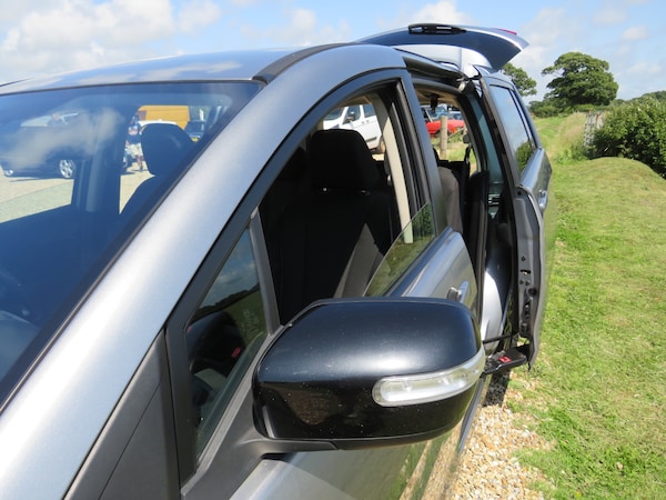 Used Mazda Mazda5 2013 for sale - 74967404: Photo 5