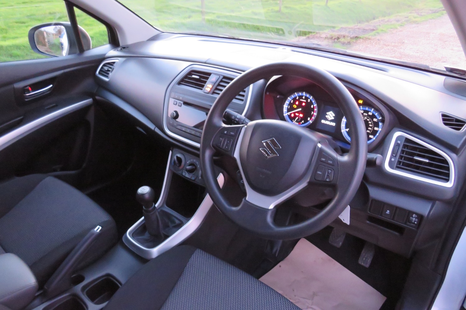 Used Suzuki SX4 S-Cross 2015 for sale - 76963009: Photo 14