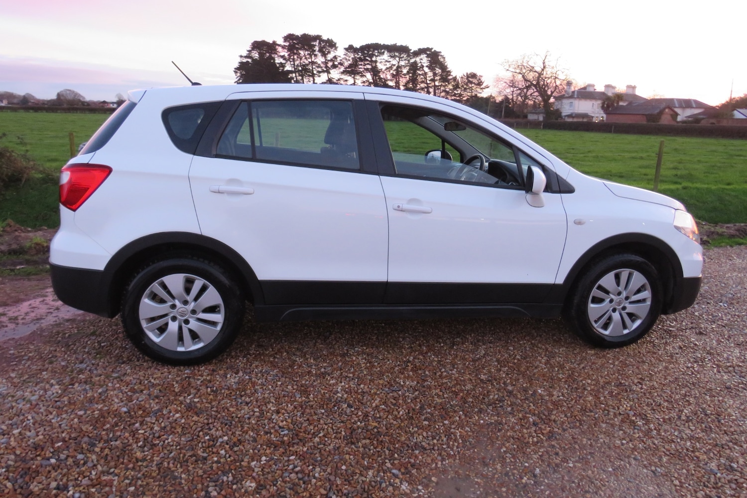 Used Suzuki SX4 S-Cross 2015 for sale - 76963009: Photo 6