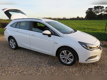 2017 (17) - estate 5-Door