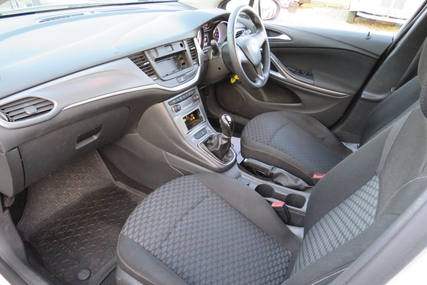 Used Vauxhall Astra 2017 for sale - 77070853: Photo 22