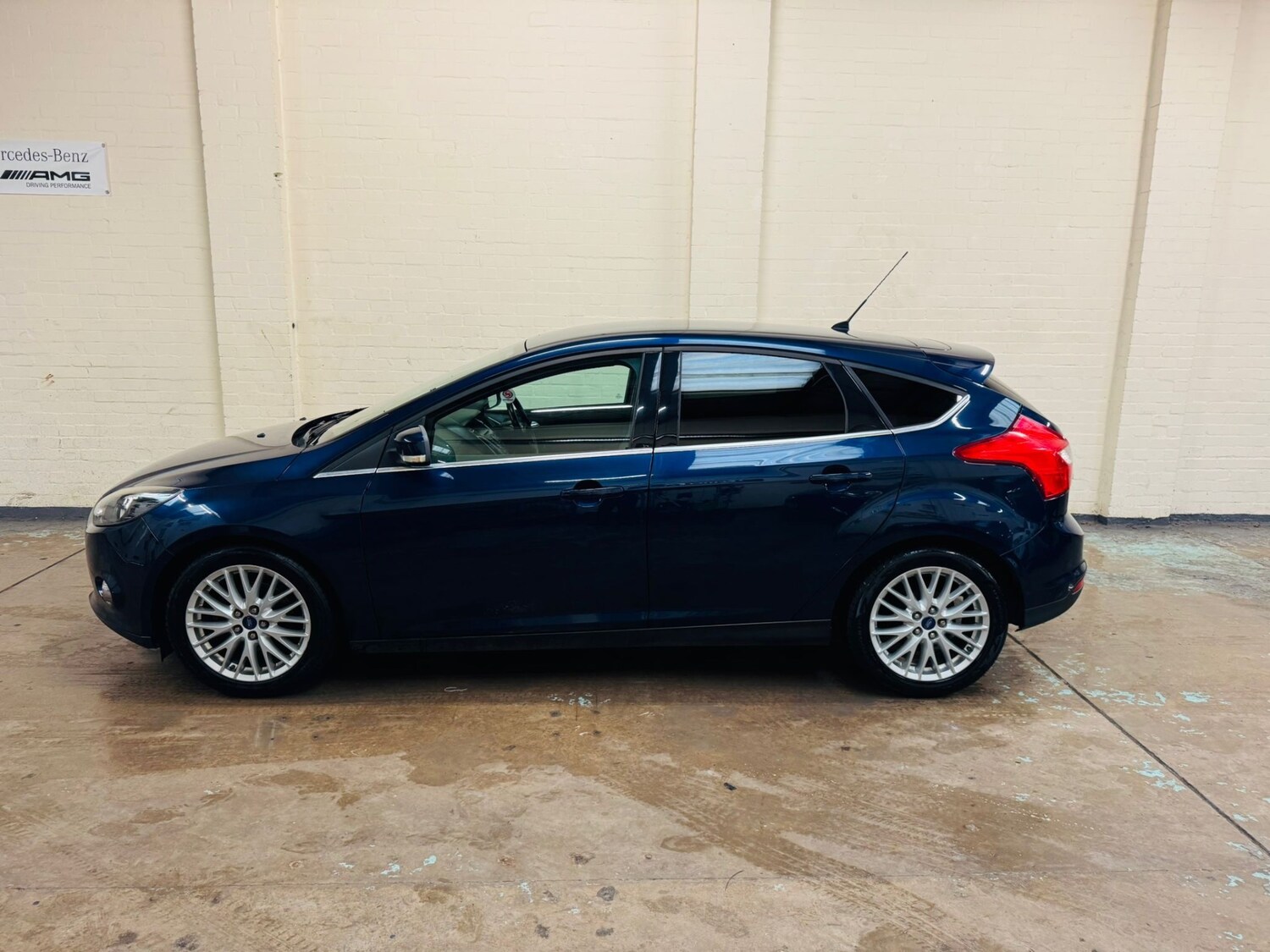Used Ford Focus 2013 for sale - 77704079: Photo 11