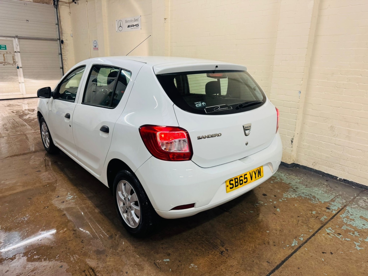 Used Dacia Sandero 2015 for sale - 77032834: Photo 12