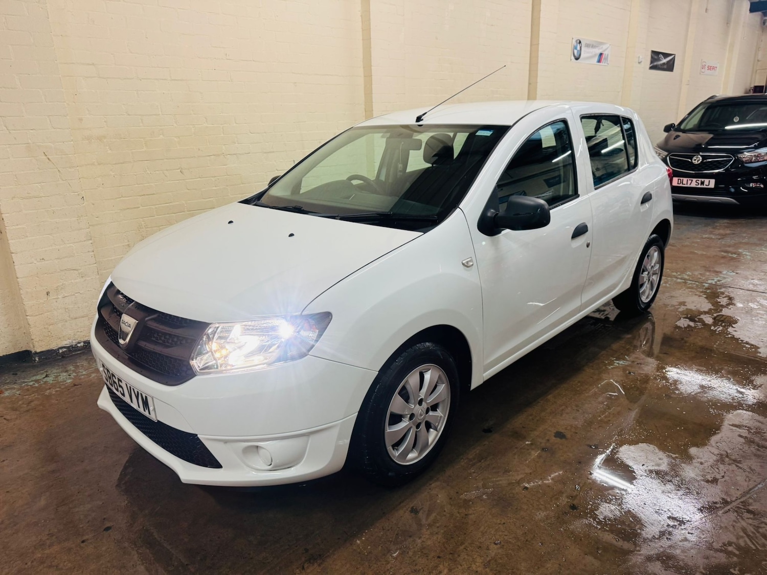 Used Dacia Sandero 2015 for sale - 77032834: Photo 13