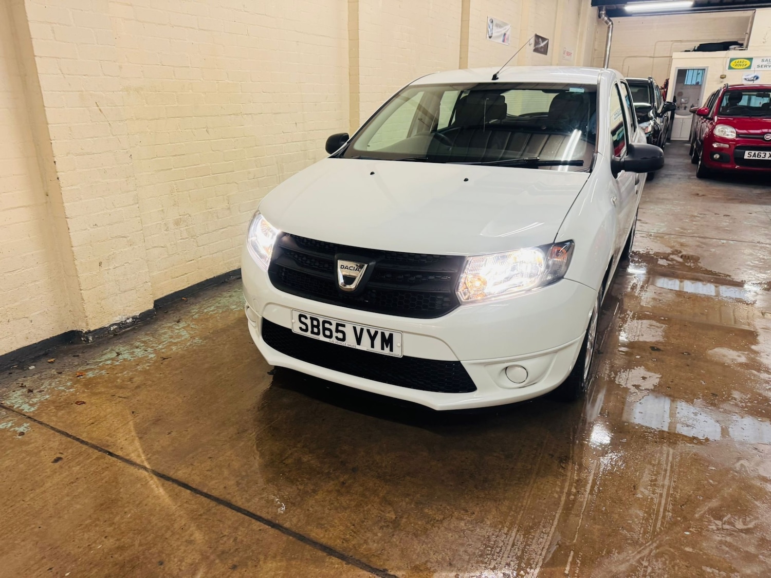Used Dacia Sandero 2015 for sale - 77032834: Photo 15