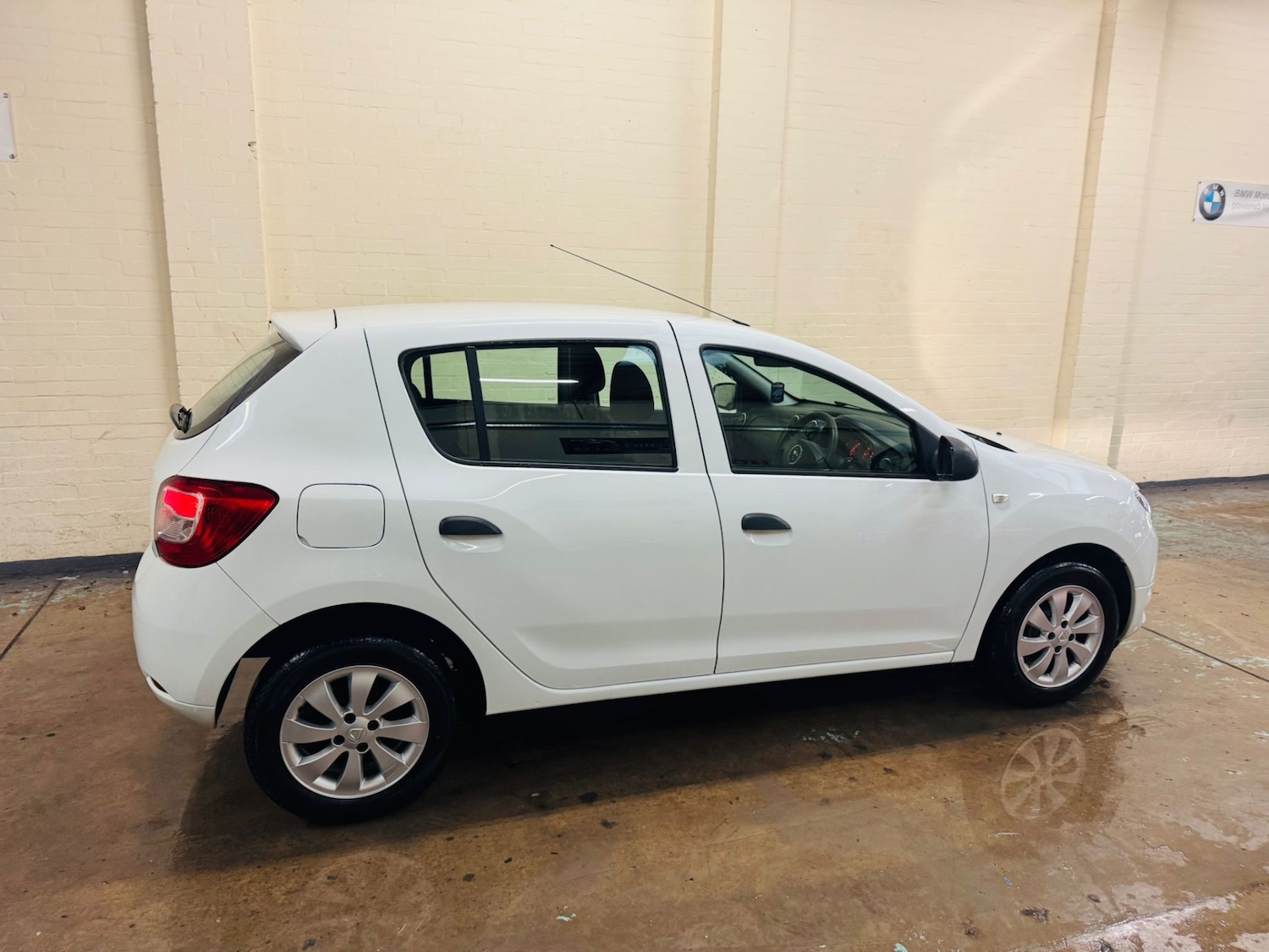 Used Dacia Sandero 2015 for sale - 77032834: Photo 5