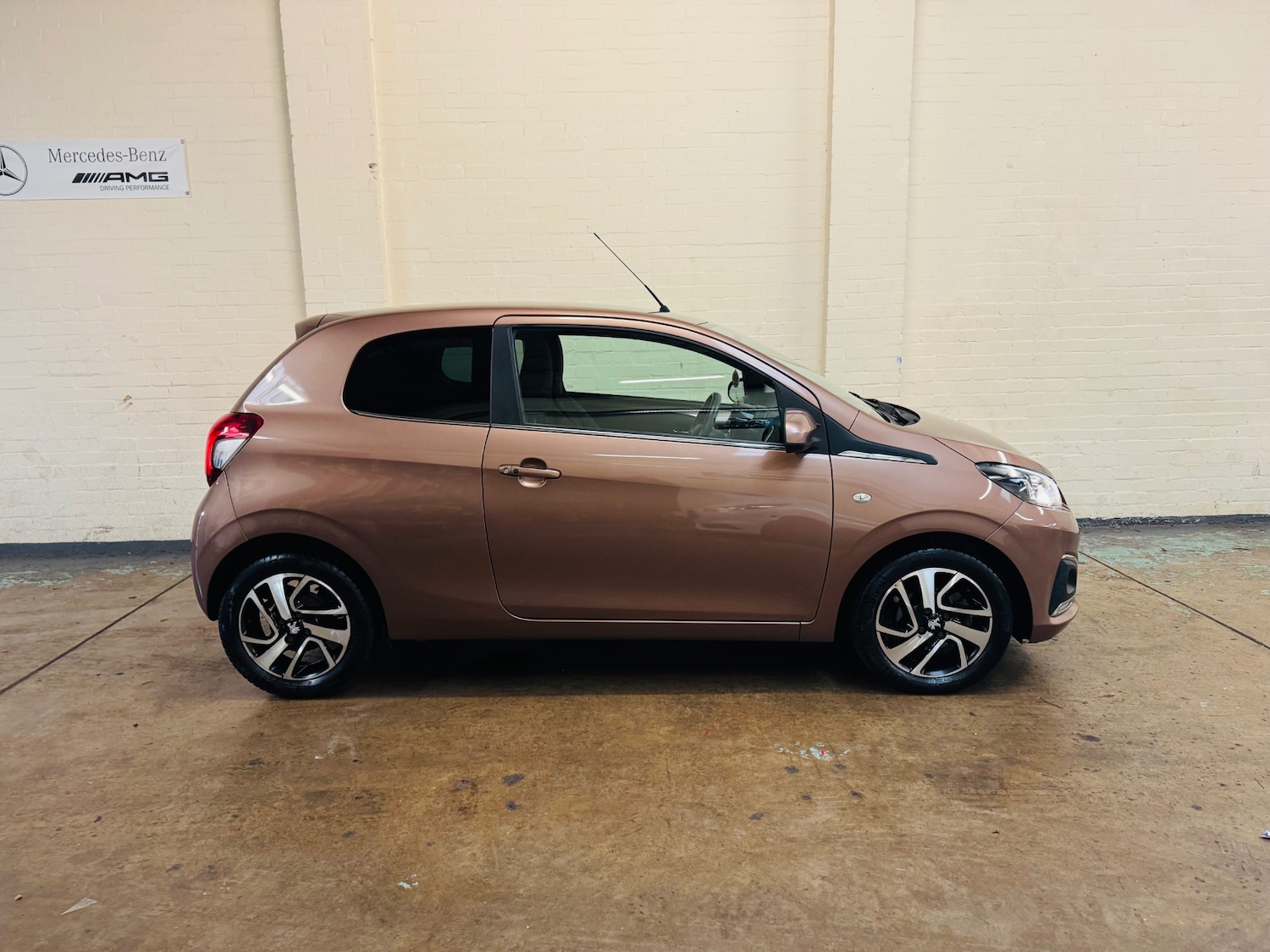 Used Peugeot 108 2015 for sale - 76681922: Photo 11