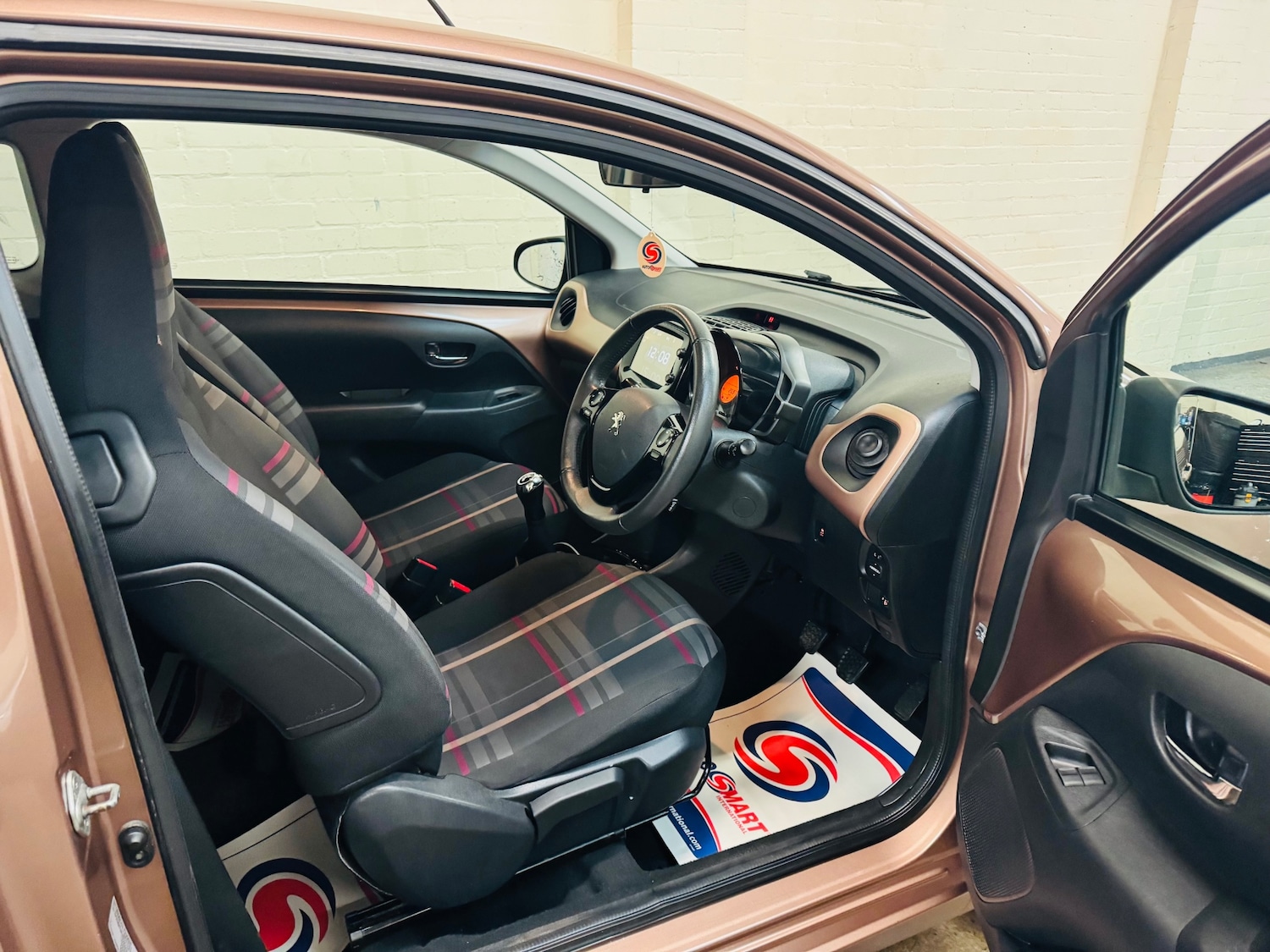 Used Peugeot 108 2015 for sale - 76681922: Photo 16