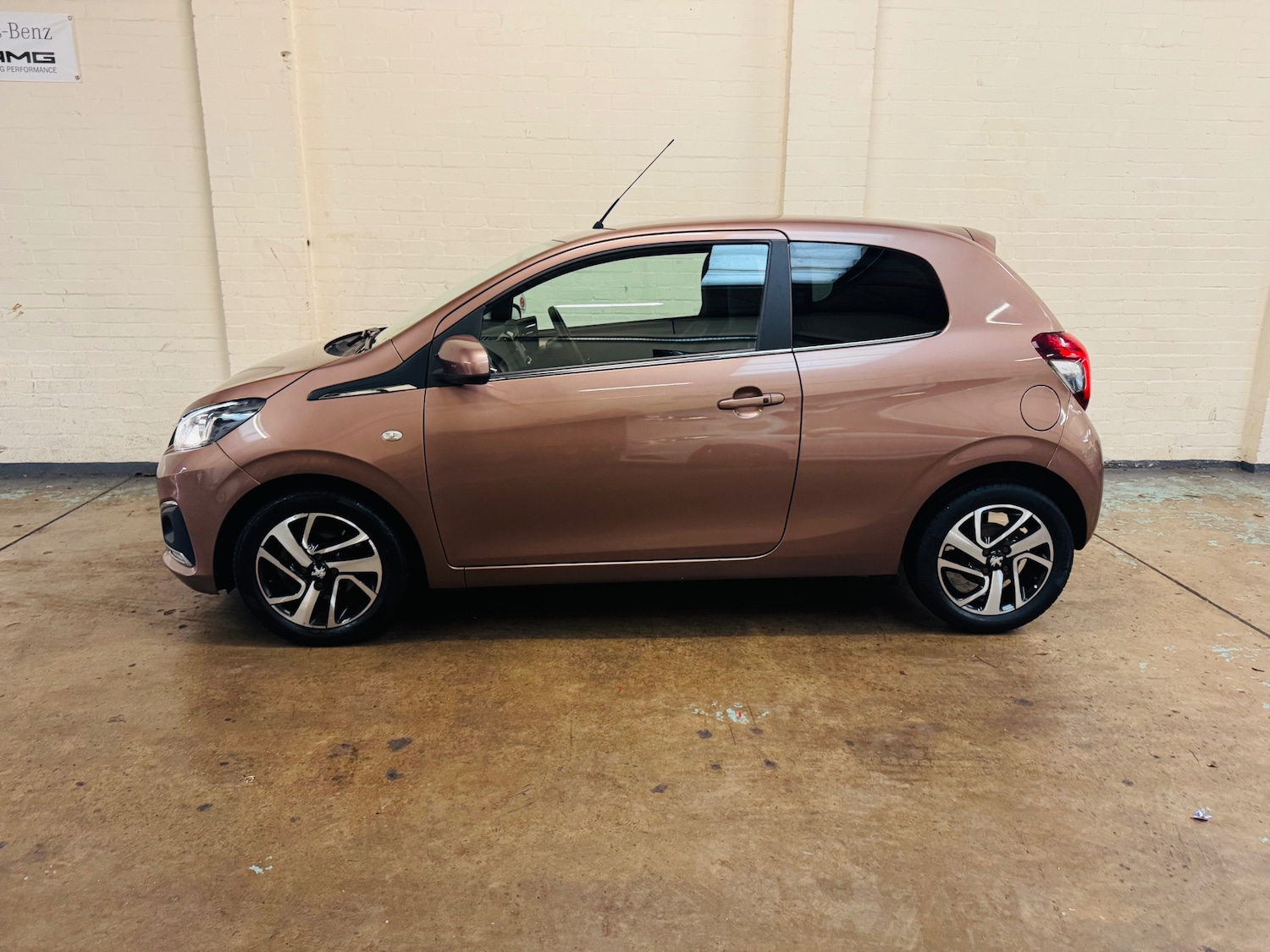 Used Peugeot 108 2015 for sale - 76681922: Photo 4