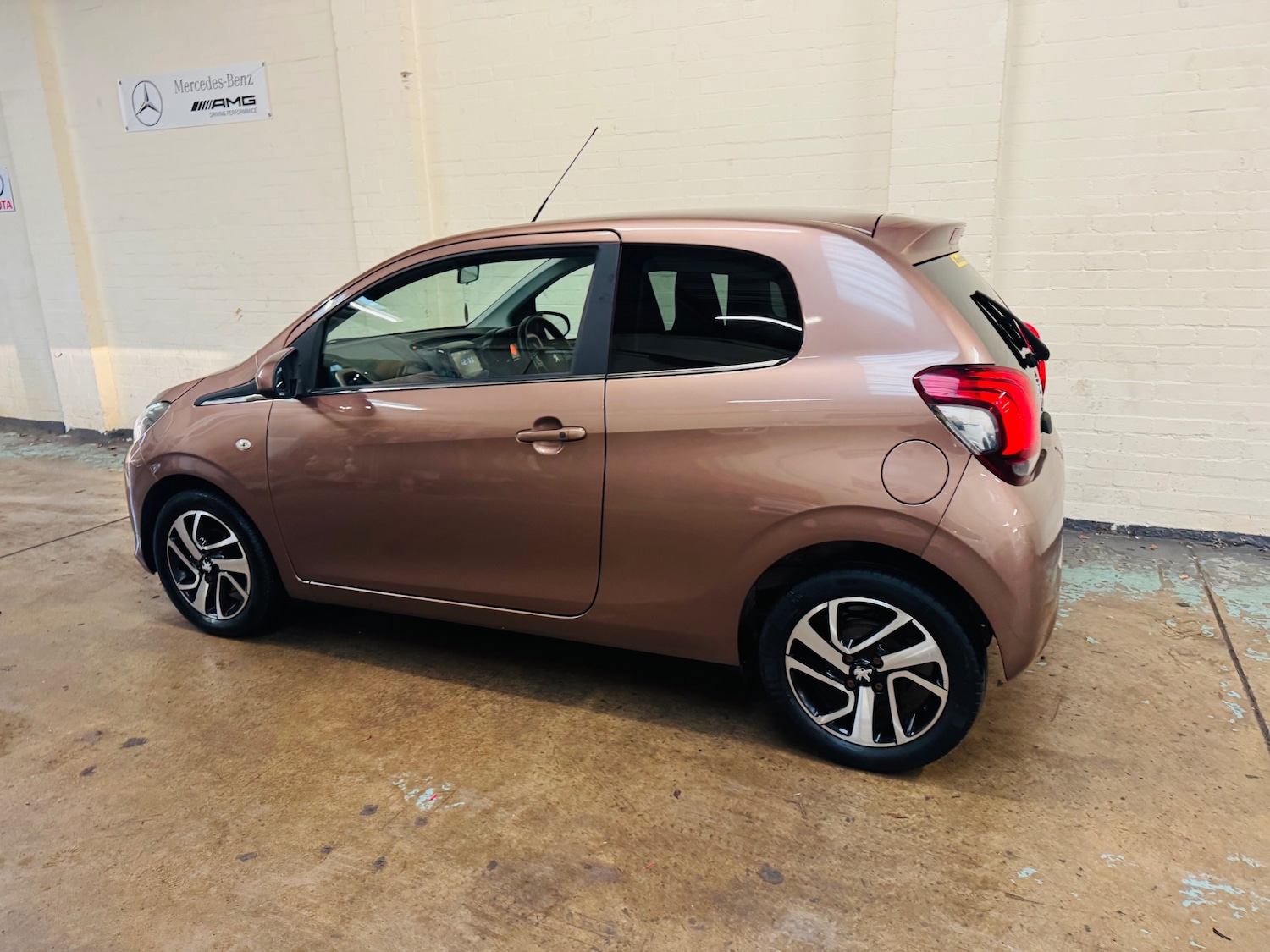 Used Peugeot 108 2015 for sale - 76681922: Photo 5