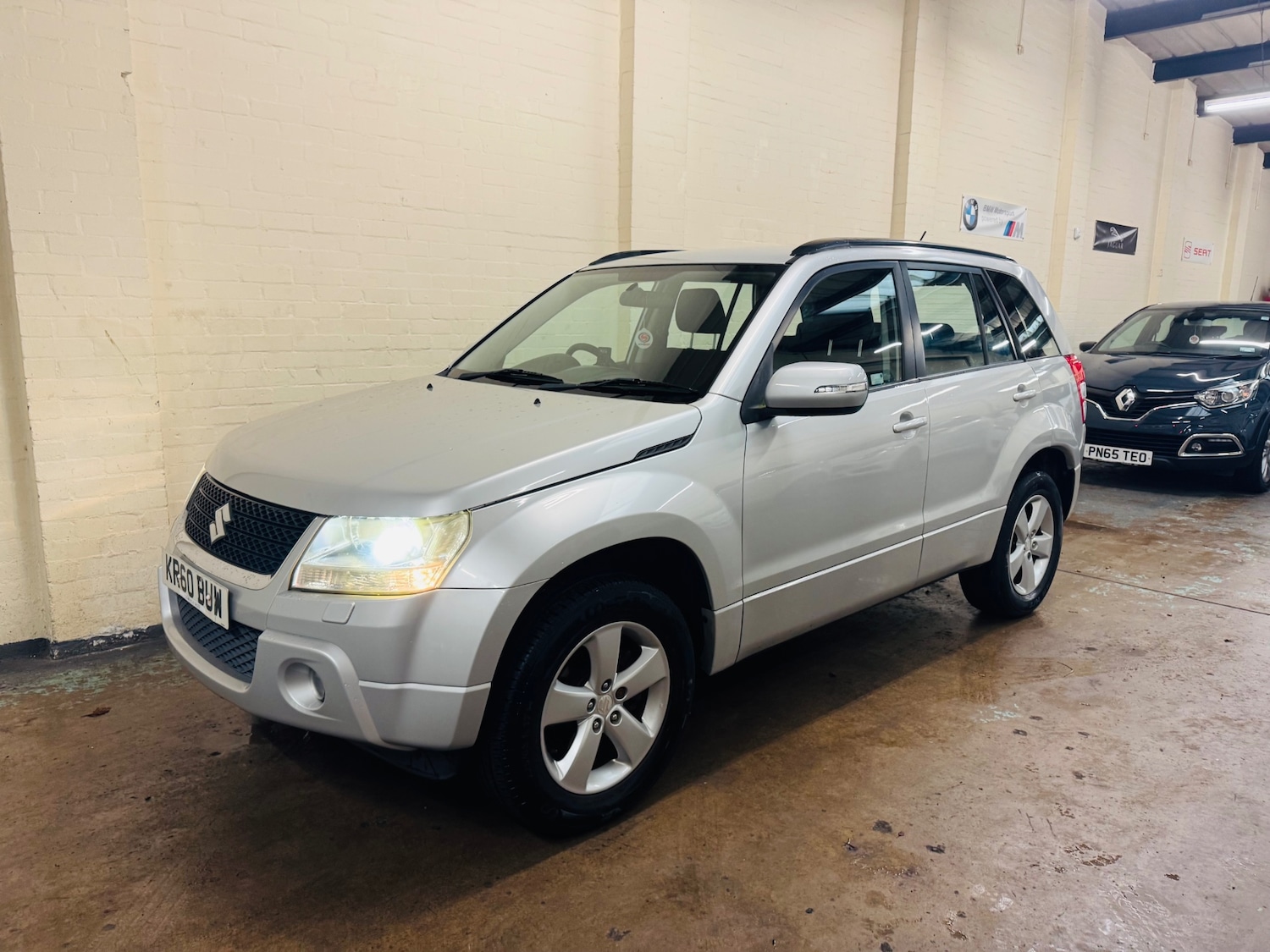 Used Suzuki Grand Vitara 2010 for sale - 76488536: Photo 2