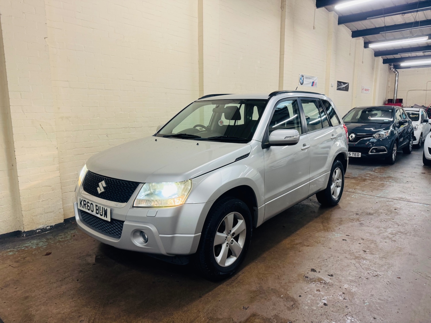 Used Suzuki Grand Vitara 2010 for sale - 76488536: Photo 3