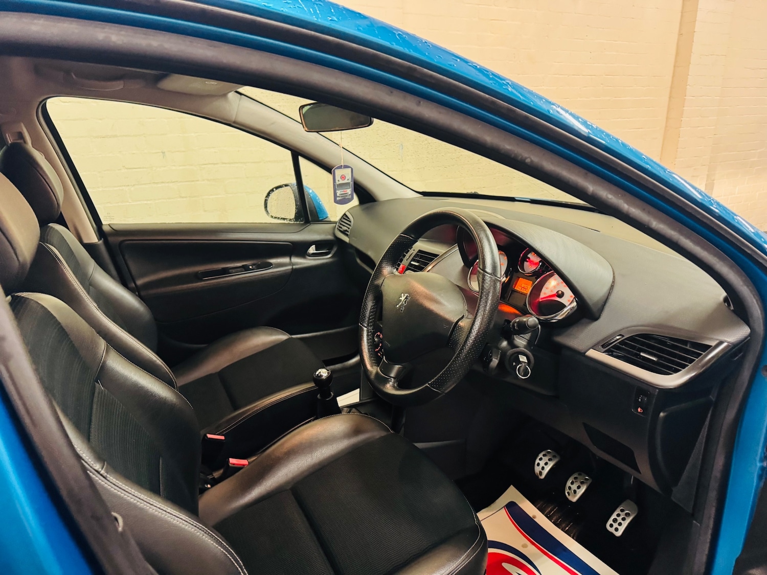 Used Peugeot 207 2012 for sale - 76892626: Photo 24