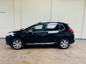 Used Peugeot 2008 2015 for sale - 75439629: Photo