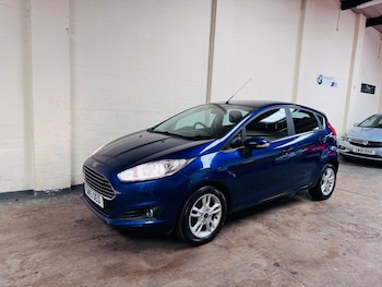 Used Ford Fiesta 2015 for sale - 79054479: Photo