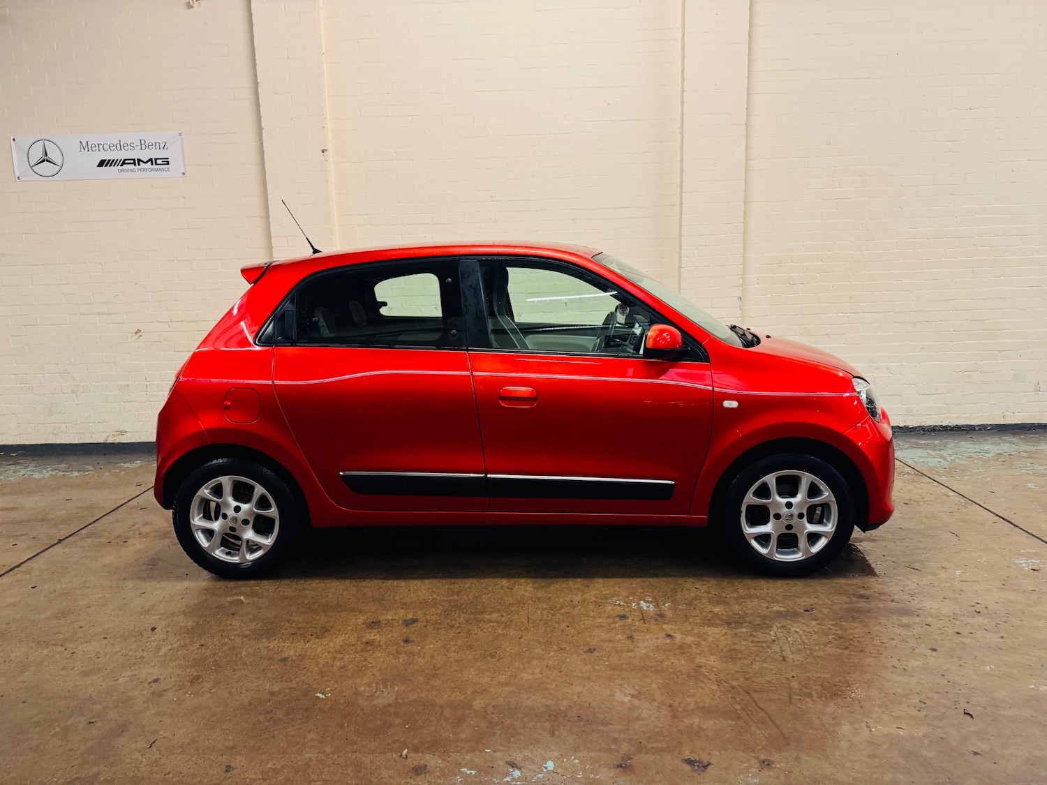Used Renault Twingo 2015 for sale - 76718882: Photo 11