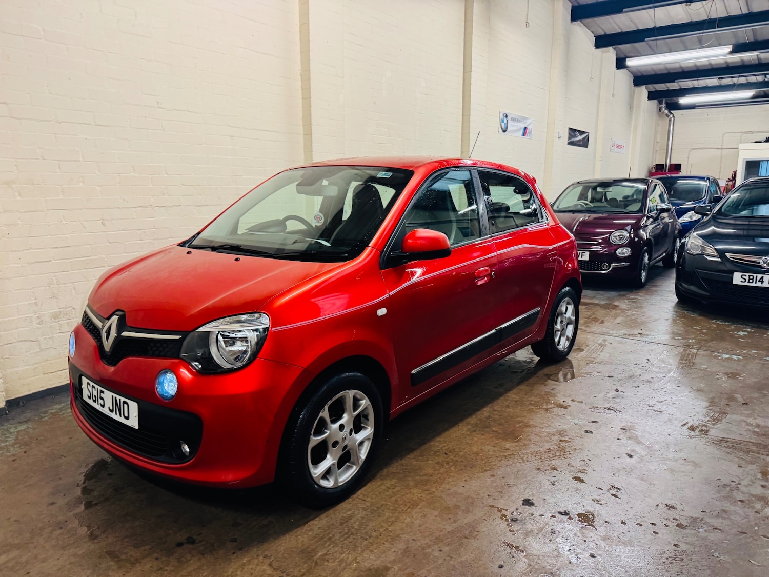 Used Renault Twingo 2015 for sale - 76718882: Photo 2