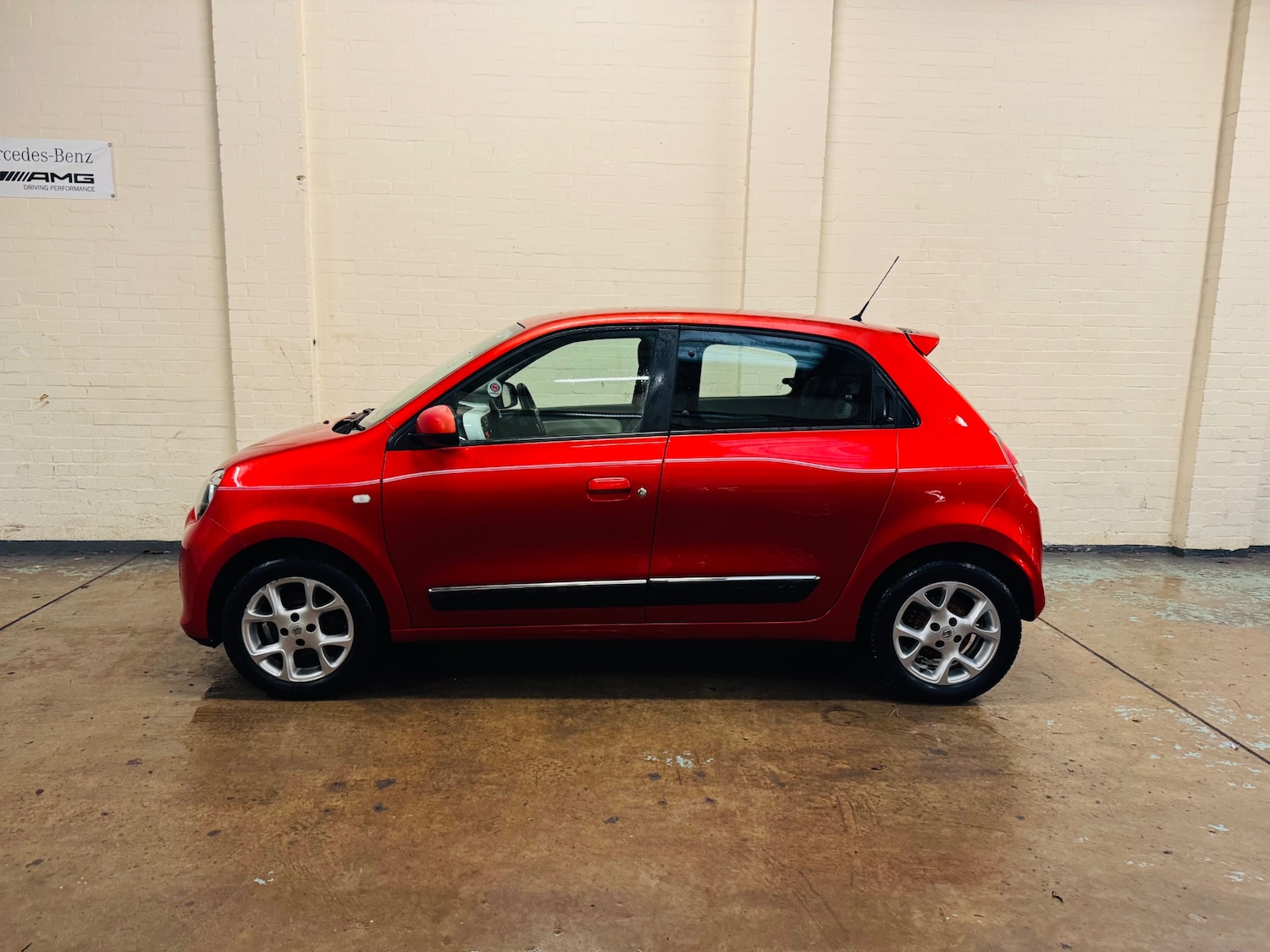 Used Renault Twingo 2015 for sale - 76718882: Photo 4