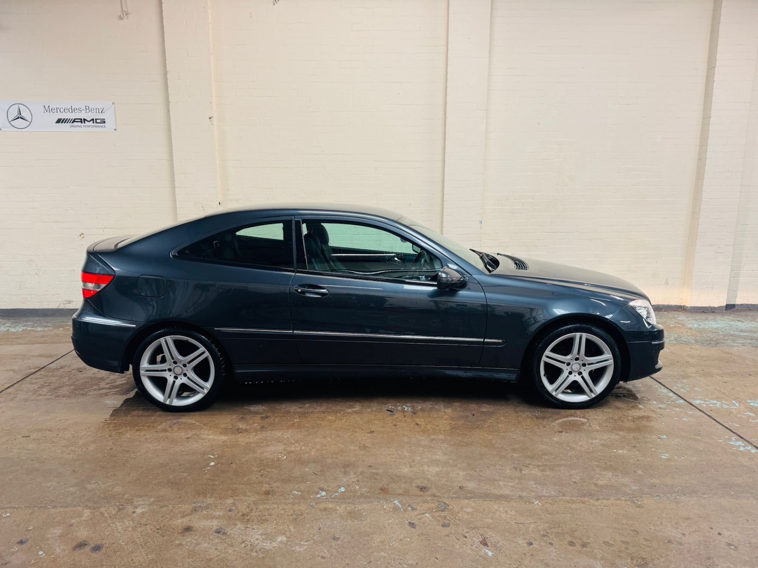 Used Mercedes-Benz CLC Class 2009 for sale - 77701715: Photo 4