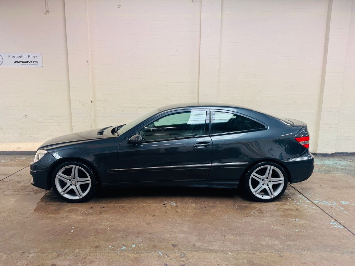 Used Mercedes-Benz CLC Class 2009 for sale - 77701715: Photo 9