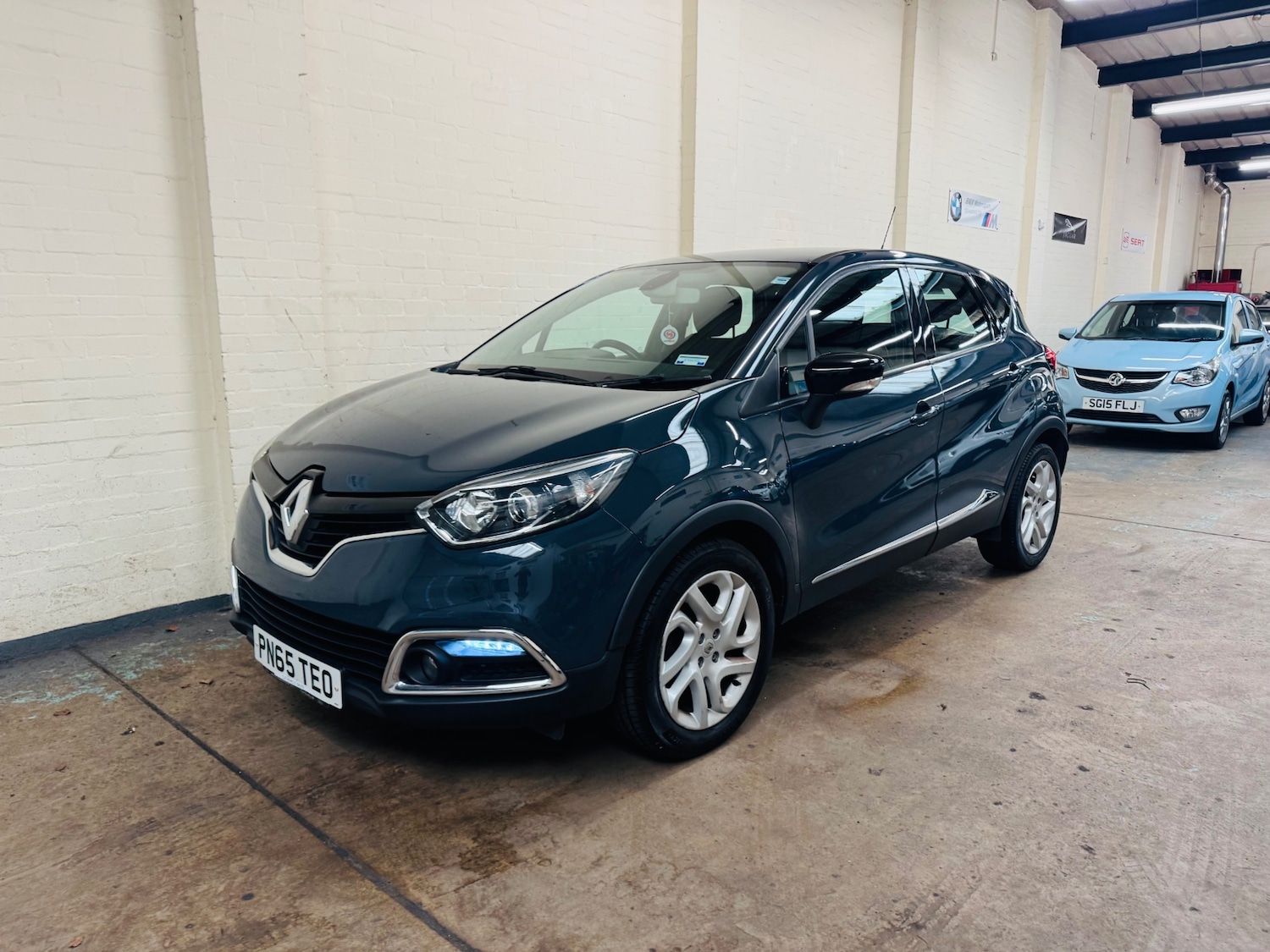 Used Renault Captur 2015 for sale - 76088928: Photo 1
