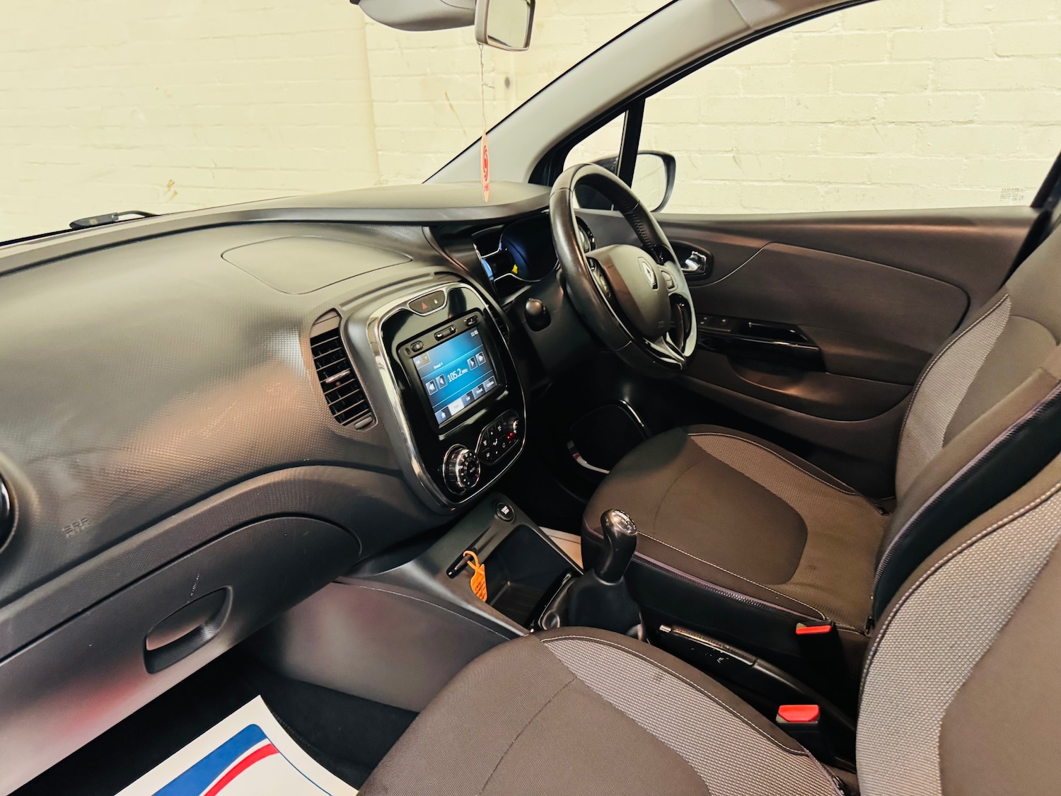 Used Renault Captur 2015 for sale - 76088928: Photo 22